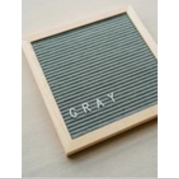 FELT LETTERBOARD - Picture 2 of 4